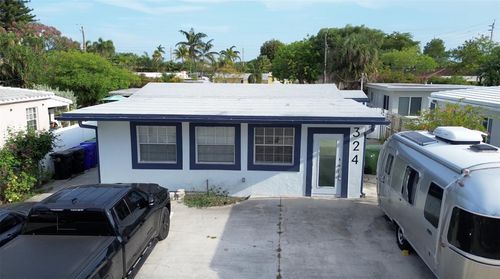 a1-324 Sw 22nd St, Fort Lauderdale, FL, 33315-2511 | Card Image