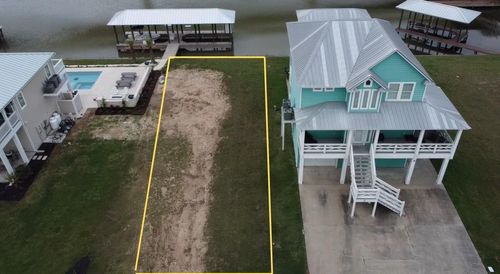 14 Alpha Slip Rd, Bay City, TX, 77414 | Card Image
