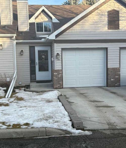 147 Somervale Pk Sw, Calgary, AB, T2Y3J4 | Card Image