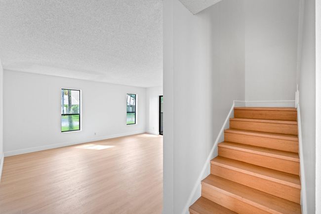 12627 Shady Pines Ct, Condo with 3 bedrooms, 3 bathrooms and null parking in Wellington FL | Image 19