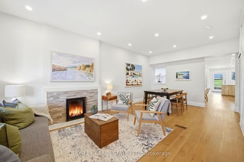 43 Gilbert Ave, Toronto, ON, M6E4W2 | Card Image