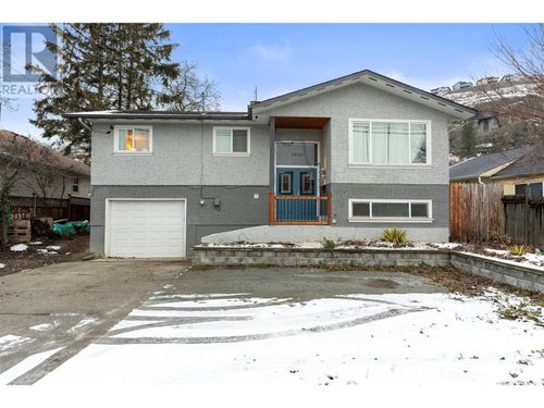 3808 Alexis Park Dr, Vernon, BC, V1T6G9 | Card Image