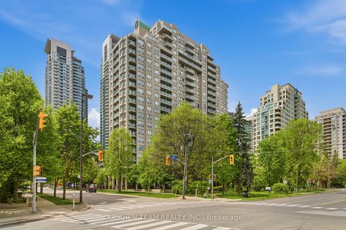 215-28 Empress Ave, North York, ON, M2N6Z7 | Card Image
