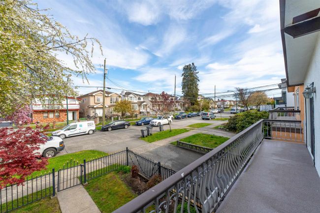 6135 Commercial Street, House other with 6 bedrooms, 3 bathrooms and 1 parking in Vancouver BC | Image 19