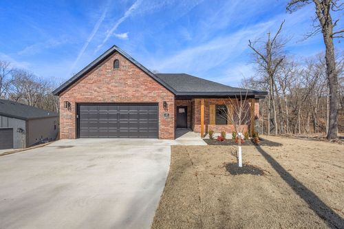 18 Dumfries Ln, Bella Vista, AR, 72715-4309 | Card Image