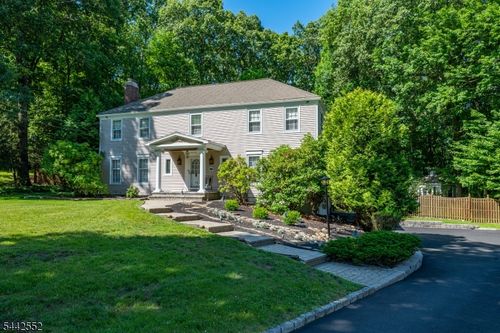 11 Laurel Ln, Morris Plains, NJ, 07950-3216 | Card Image