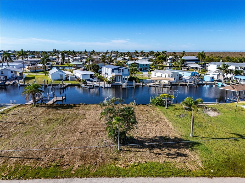 Land in St James City