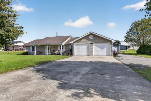 637 Violet Lane, Marion, VA, 24354 | Card Image