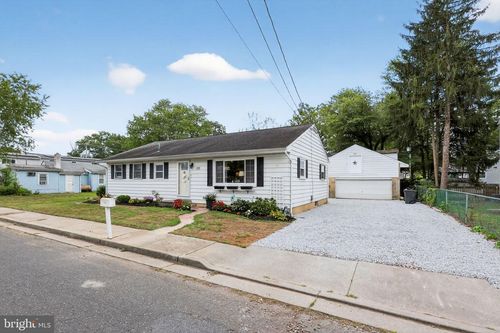 120 Lincoln Dr, PENNSVILLE, NJ, 08070-3034 | Card Image