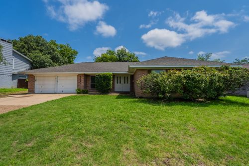 3420 Denbury Dr, Fort Worth, TX, 76133-3139 | Card Image