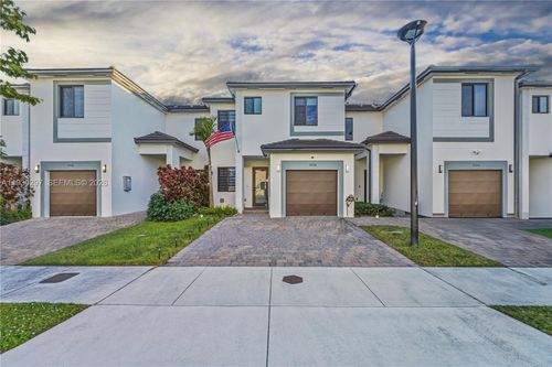 15736 Sw 136th Way, Miami, FL, 33196-1847 | Card Image