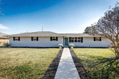 707 Edgewood Dr, Thibodaux, LA, 70301-3816 | Card Image