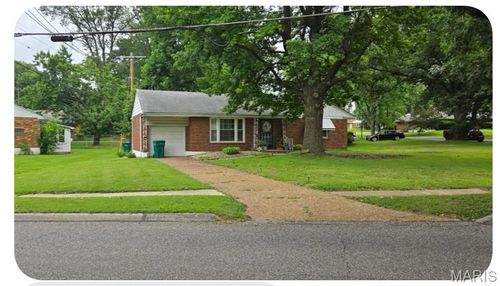 1100 Wentworth Dr, Saint Louis, MO, 63137-1732 | Card Image