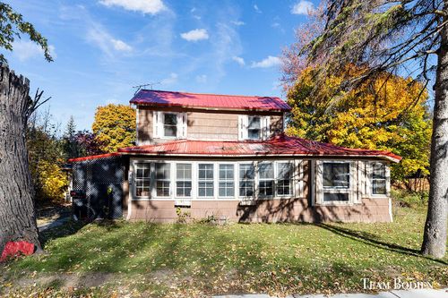 309 E Washington St, Saint Louis, MI, 48880-1778 | Card Image