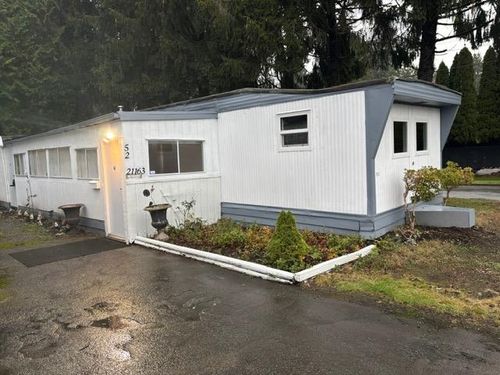 52-21163 Lougheed Highway, Maple Ridge, BC, V2X2R4 | Card Image