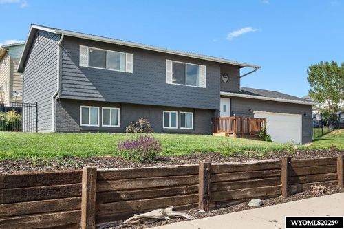 3404 Foothills Blvd, Gillette, WY, 82716-2252 | Card Image