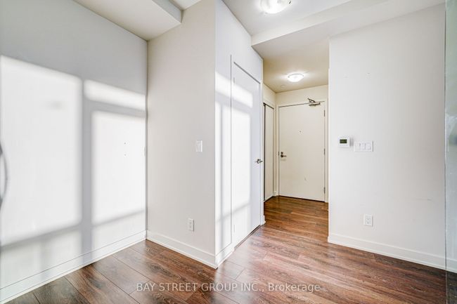 1211 - 2 Sonic Way, Condo with 2 bedrooms, 2 bathrooms and 1 parking in North York ON | Image 10