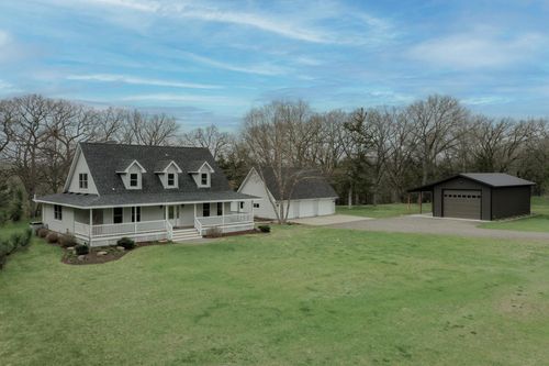 34880 Linden Ave, Lindstrom, MN, 55045-9667 | Card Image