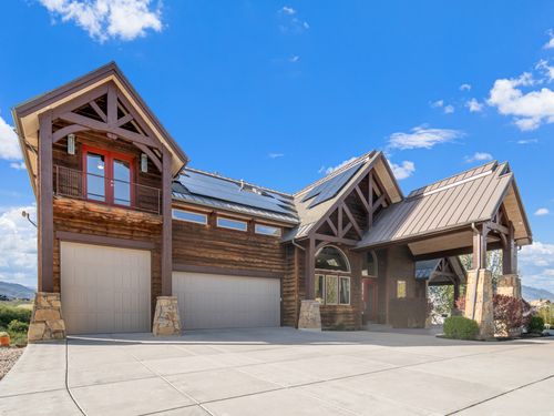 6438 Summit Cv, Huntsville, UT, 84317-9428 | Card Image
