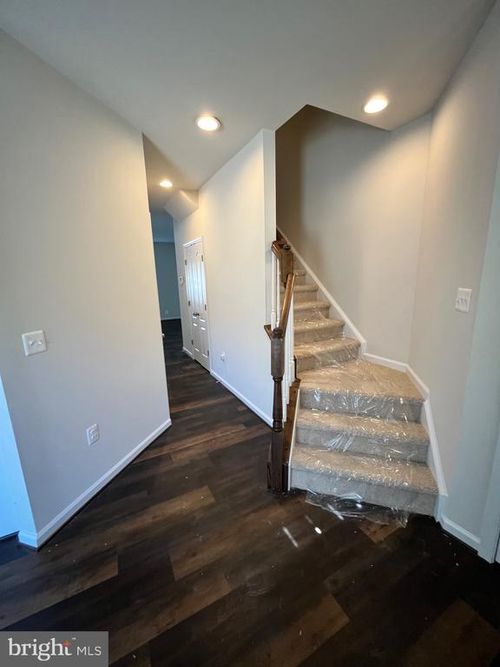 12114 Bowling Farm Ct, Fredericksburg, VA, 22407-7217 | Card Image