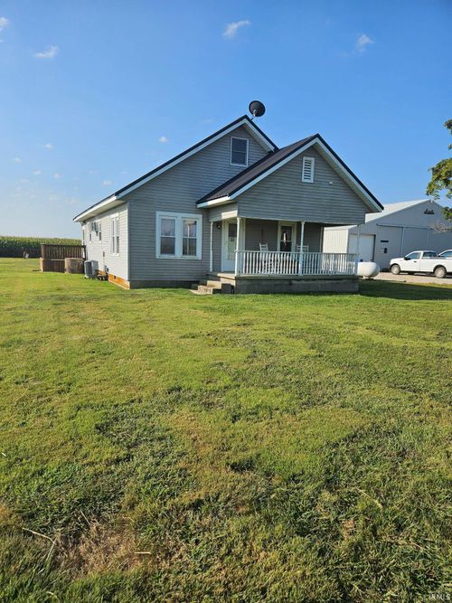 6416 Kennedy Ln, Sumner, IL, 62466-4227 | Card Image