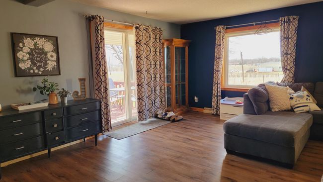 3100 380 Th St, House other with 5 bedrooms, 2 bathrooms and null parking in Cottonwood MN | Image 5