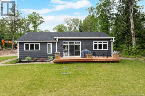 456 Cox Point Rd, Cumberland Bay, NB, E4A2Y1 | Card Image