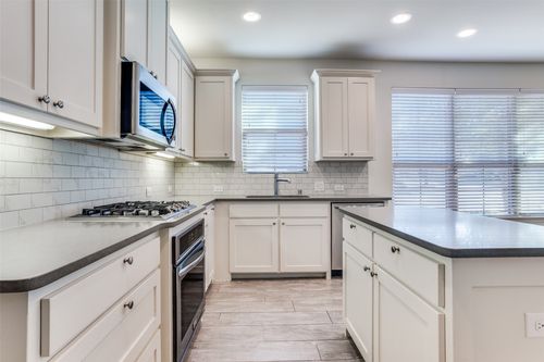 7104 Huckleberry Dr, Mckinney, TX, 75070-4782 | Card Image