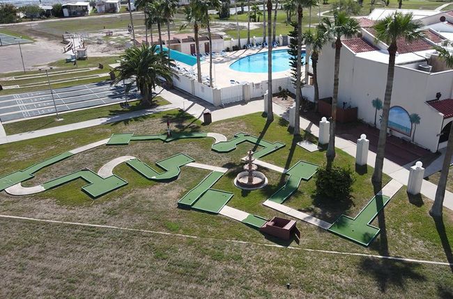 502 W Clam Cir, House other with 2 bedrooms, 3 bathrooms and null parking in Port Isabel TX | Image 69