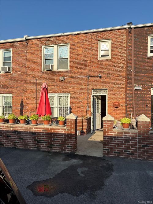 2543 Mickle Ave, Bronx, NY, 10469-6115 | Card Image