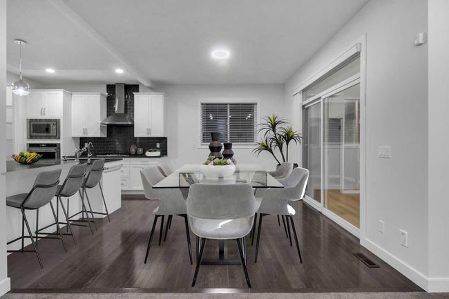 44 Rainbow Falls, House other with 5 bedrooms, 4 bathrooms and 6 parking in Chestermere AB | Image 6