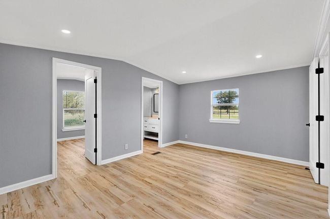 Vinyl Flooring | Image 22