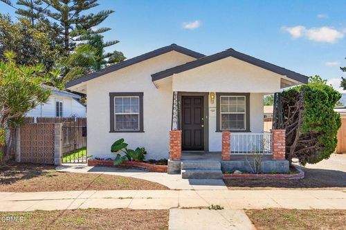 822 E Pleasant Street, Santa Paula, CA, 93060 | Card Image