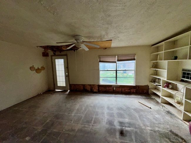 2205 Stanton St, House other with 3 bedrooms, 2 bathrooms and null parking in San Angelo TX | Image 4