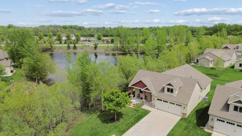 10105 180th Ave Nw, Elk River, MN, 55330-5648 | Card Image