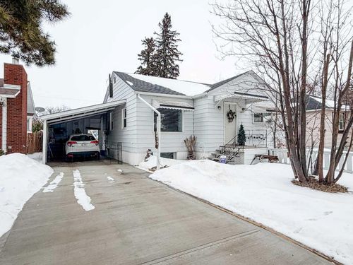 5812 50a Ave, Stettler, AB, T4K1C2 | Card Image