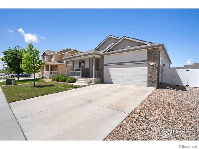 Front of Home | Image 31