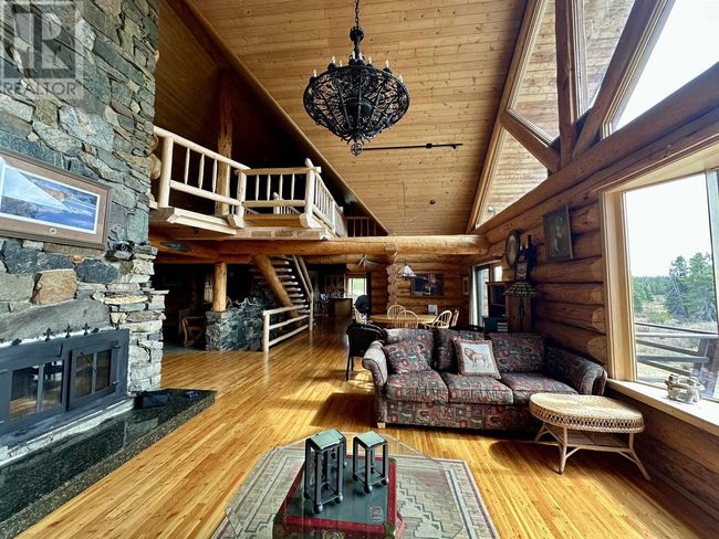 20101 20 Highway, House other with 3 bedrooms, 3 bathrooms and null parking in Nimpo Lake BC | Image 20