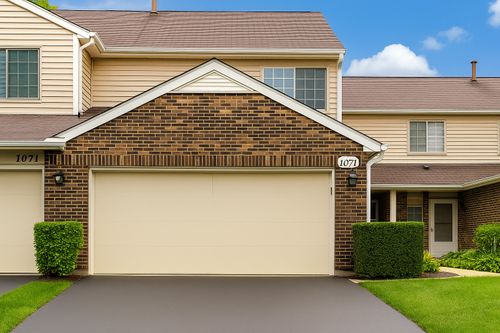 1071 Bedford Dr, Carol Stream, IL, 60188-3921 | Card Image