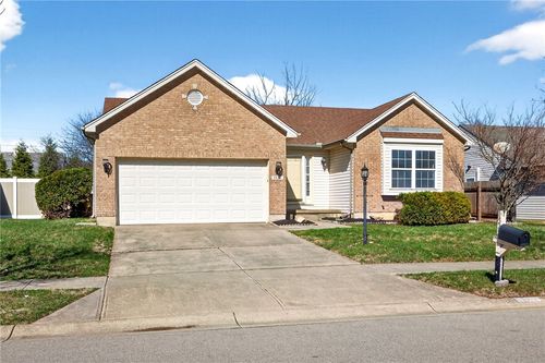 1525 Farrington Dr, Kettering, OH, 45420-1382 | Card Image