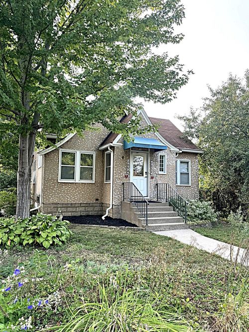 3852 Standish Ave, Minneapolis, MN, 55407-3029 | Card Image