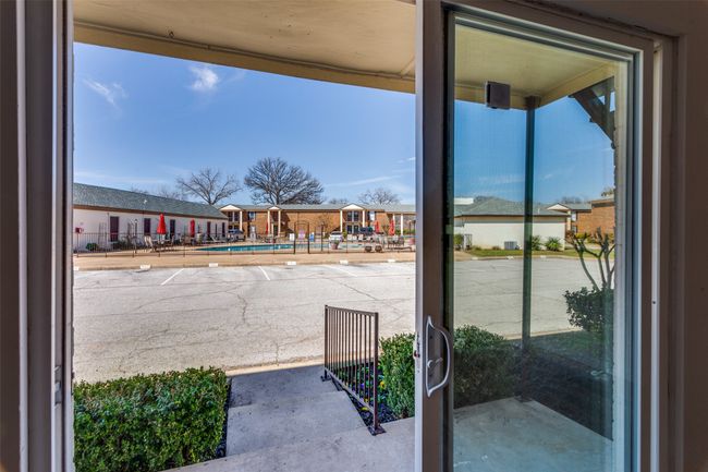 4014 Ridglea Country Club Dr, Condo with 2 bedrooms, 2 bathrooms and null parking in Fort Worth TX | Image 23