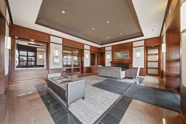 Great Lakes Tower Lobby | Image 23
