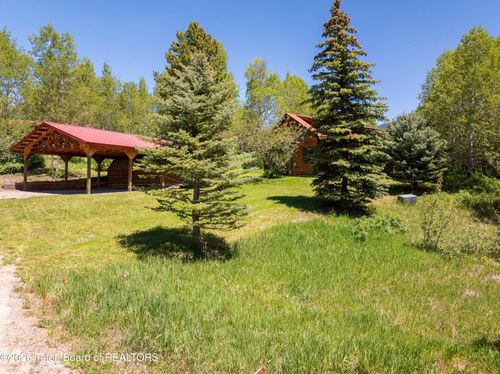 150 Chokecherry Dr, Alpine, WY, 83128 | Card Image