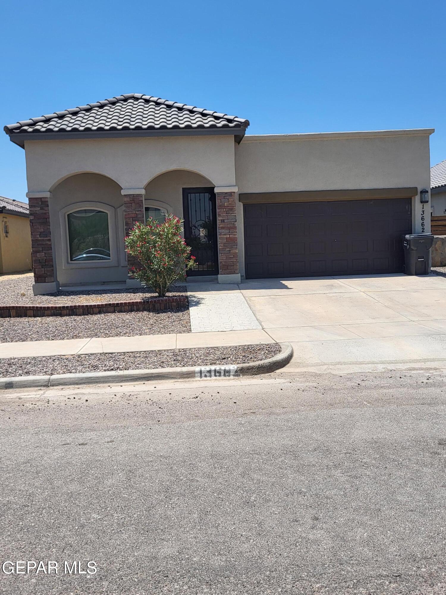 Bradford St, Horizon City, TX 79928