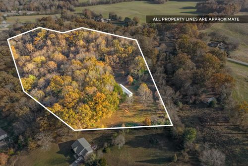 1595 York Rd, Clarksville, TN, 37042-7823 | Card Image