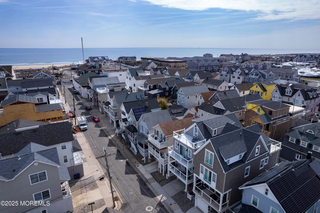 26 Beach St, House other with 3 bedrooms, 3 bathrooms and null parking in Sea Bright NJ | Image 44