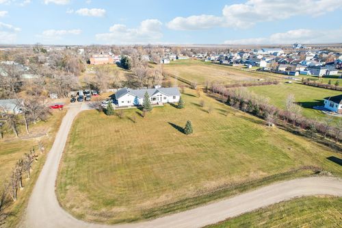 655 Christensen Ct, Mapleton, ND, 58059-4014 | Card Image