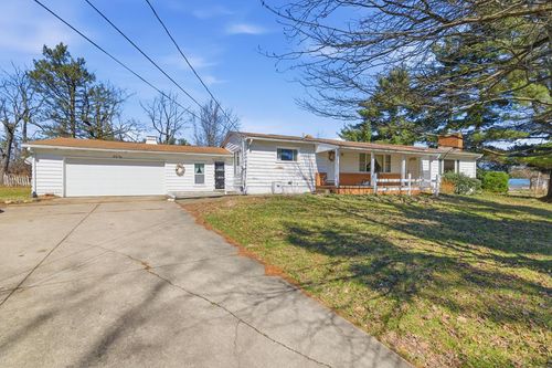 3670 Pearl St, Ontario, OH, 44903 | Card Image