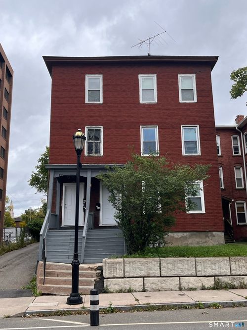 492 Broad St, Hartford, CT, 06106-1401 | Card Image